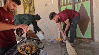 The adventure of a village mother:Saleh's cooking, saying goodbye to Ali's family,cooking honey eggs