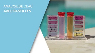 Analyser l'eau avec pastilles de test