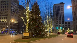 Tour of Downtown Youngstown Ohio at Christmastime (13/15) 🚗🎄