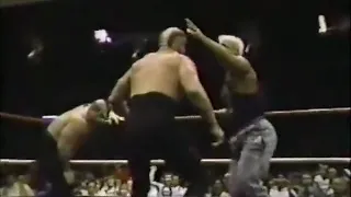 (RIP Joseph Laurinaitis) Dusty Rhodes vs Road Warrior Animal