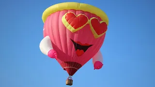 Özel figürlü balonlar, Kapadokya'da gökyüzünü süsledi