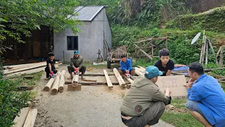 The poor boy was supported by the doctors to rebuild a new house and transport the house to the tent