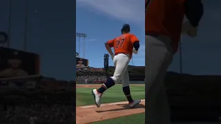 Jose Altuve hits a absolute bomb #mlbtheshow21 #shorts