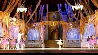 Одесский оперный: "Тайна Венского леса"