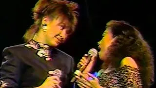 Nora Aunor & Sharon Cuneta duet medley