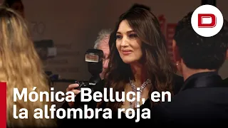 Mónica Belluci deslumbra en la alfombra roja del Festival de Venecia