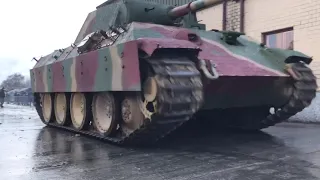 Panther of the French Tank Museum driving by.