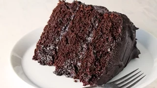 How to Make the Most Amazing Chocolate Cake