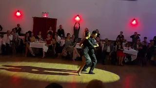 Argentine tango: Roxana Suarez & Rainier Pereira - Viento Norte (Bronca Negra)