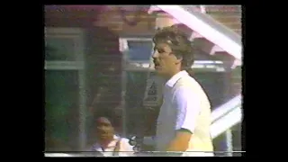 ENGLAND v PAKISTAN 3rd TEST MATCH DAY 2 HEADINGLEY AUGUST 27 1982