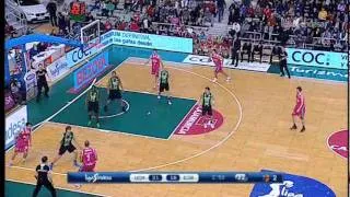 2 circus shots of Josep Franch against his former team (05/02/2012)