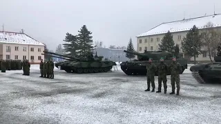 Czech Republic receives 1st Leopard 2A4 Tanks from Germany