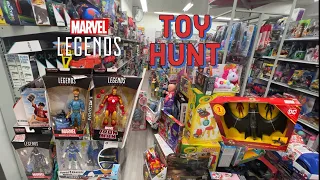 I could not walk in this toy store/ clearance finds/ chase found (toy hunt)