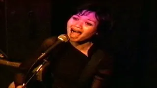 BIC RUNGA: Sway (LIVE) September 30, 1998 The Hotel Utah Saloon San Francisco, CA, USA / New Zealand