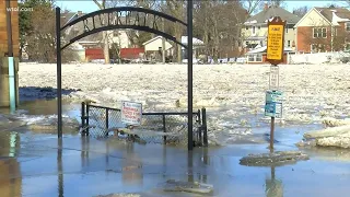 Major flooding leaves drivers stranded in Monroe, MI