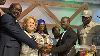 Birame Souley Diop réceptionne le prix de Sonko à Paris...