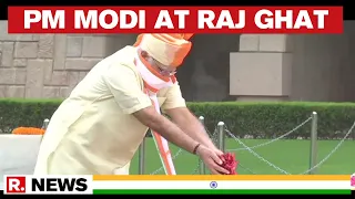 PM Modi Arrives At Raj Ghat To Pay His Respect | Independence Day 2020