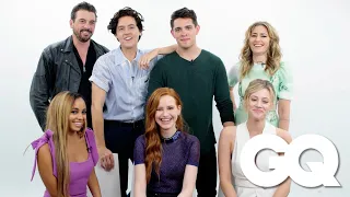 Los chicos de Riverdale responden TODO de Google | GQ México