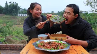 一条牛鞭一个甲鱼，做一锅甲鱼炖牛鞭，秋季大补吃得美滋滋【刘大瓜】