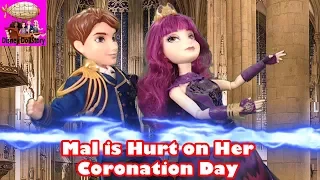 Mal is Hurt on Her Coronation Day - Part 33 - Descendants Reversed Disney