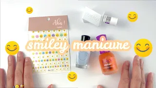 SMILEY FACE NAILS I at-home manicure nail stickers
