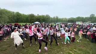 Holi Flash mob | Balam Pichkari | Badri ki dulhaniya | Bollywood Dance