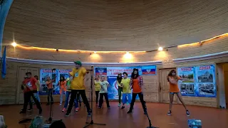 Выступление ATOM Dance Школа по хип хоп в Севастополе, Базовые движения хип хоп, танцы для детей