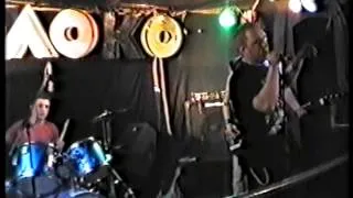 DISTRESS - Концерт в клубе "Молоко", СПб, 23.04.2004