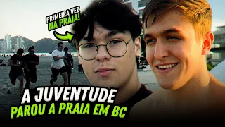 A JUVENTUDE PARANDO A PRAIA EM BC