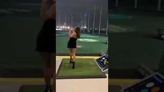 lady golfer hit the golf  shot ⛳⛳⛳ #golf #golflife #golfer #shorts