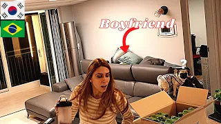 [AMWF] "Hide!! My Boyfriend is Coming" - Prank on Korean Boyfriend