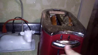How to make your toast jump out of the toaster!