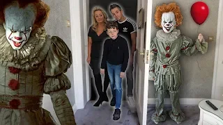 "IT" CREEPY CLOWN PRANK ON FAMILY!