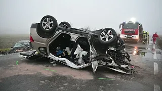 News-Clip: Tödlicher Verkehrsunfall – Zwei eingeklemmte Personen bei Verkehrsunfall