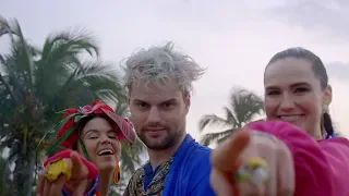 SOFI TUKKER & Bomba Estéreo - Playa Grande (Official Behind The Scenes) [Ultra Records]