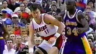 Arvydas Sabonis [23pts/10reb] VS Shaquille O'Neal [27pts/8reb] - 1997