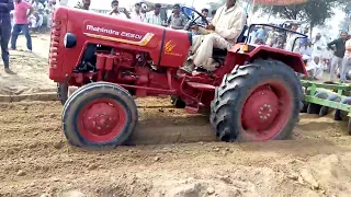 Mahindra tractor with 2 harrow in Kitlana tractor competition