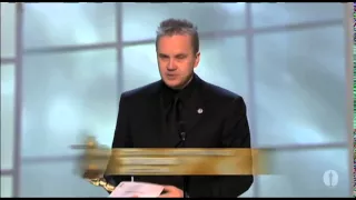 Tim Robbins Wins Supporting Actor: 2004 Oscars