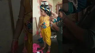 #shorts Krishna ji ko ready kiya ja rha / Yashomati Maiya Ke Nandlala / VINAY MUSICAL VIDEO
