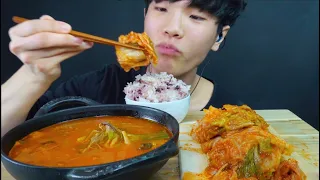 ASMR @ 육개장, 김치 먹방 Yukgaejang, kimchi  MUKBANG @ No Talking