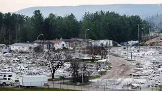 Slew of homes burned to ground in Fort McMurray neighbourhood