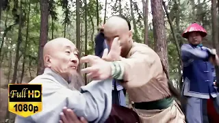 【Kung Fu Movie】The 80 year old man who was beaten to a bloody head turned out to be a Shaolin monk!