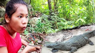 OMG Crocodile! Finding Crocodile and pick up some Eggs for survival cooking, Eating and more Videos