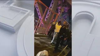 Teens climb tower of NYC bridge: NYPD