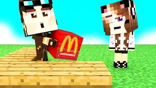 COSTRUIAMO UN MCDONALD'S SU MINECRAFT! - Casa di Minecraft LIVE