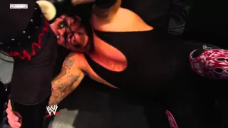 SmackDown: Kane accepts The Undertaker's challenge