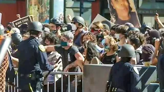 Pro-Trump Demonstrators Attacked by Counterprotesters in San Francisco