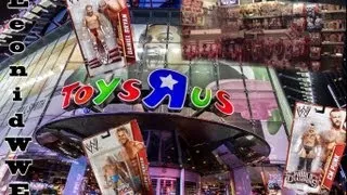 Фигурки WWE в New-York, на Times Square, в магазине Toys Я'Us. (Из нового выпуска поездки в Америку)