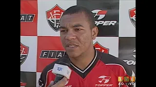 Em 2001, Barradão vira arma do Vitória contra os adversários