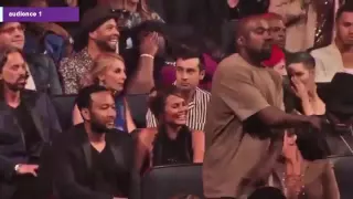 Kanye West Dancing in Front of Twenty One Pilots and Halsey